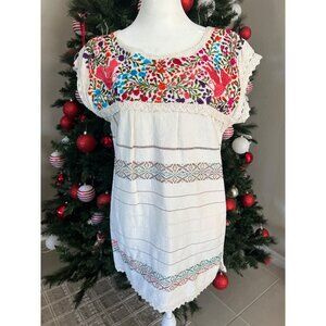STELLAH Gently Used embroidered bohemian spanish style long blouse SMALL